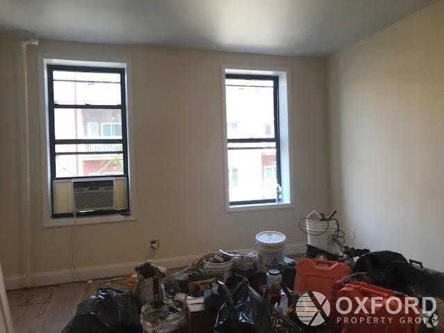 Building Photo - 2 bedroom in Queens NY 11103 Rental