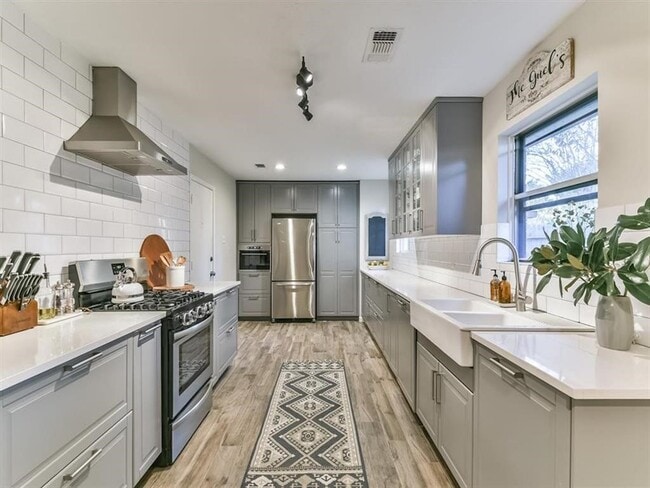 Photo - 401 Reta Dr