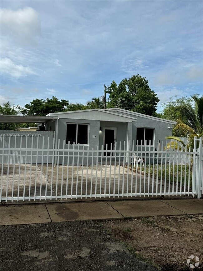 Building Photo - 110 NW 120th Ter Rental