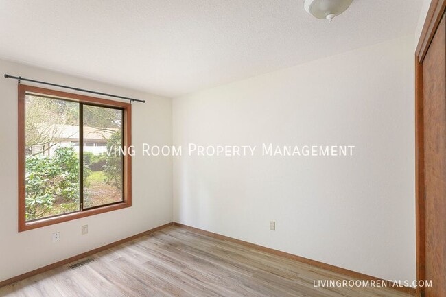 Photo - 7670 SW Leslie St