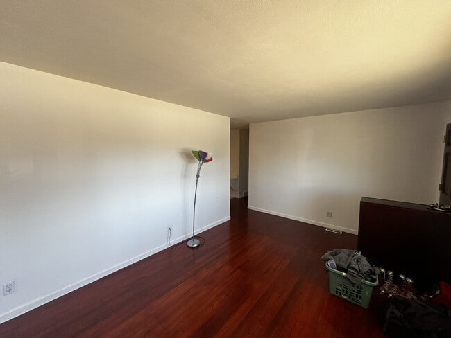 Photo - Available Immediately! Spacious 6-Bedroom Retreat with 2 Full Baths in Charming Denver Locale!