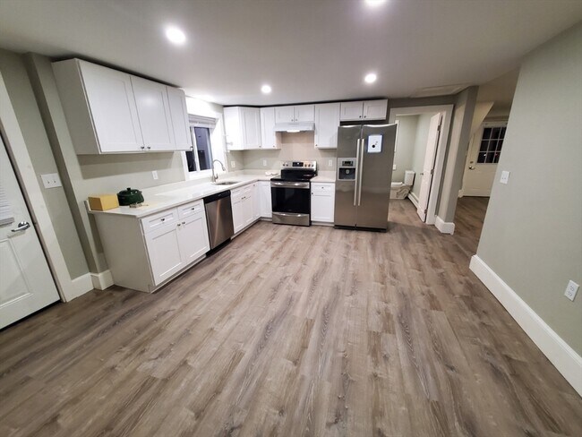 Photo - 392 E Center St Unit 2