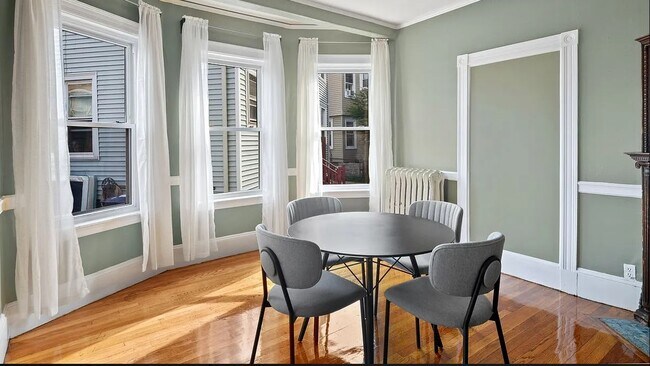 Photo - 4 Haskell St