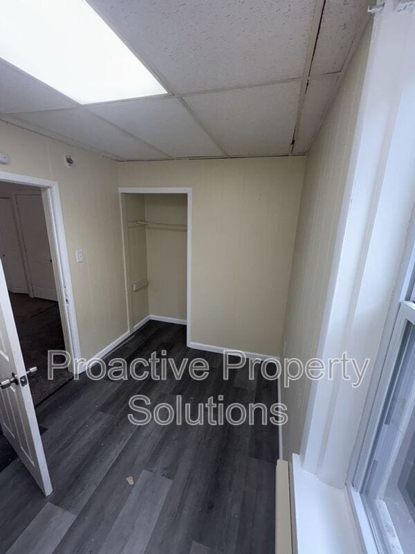 Photo - 850-850 Capouse Ave