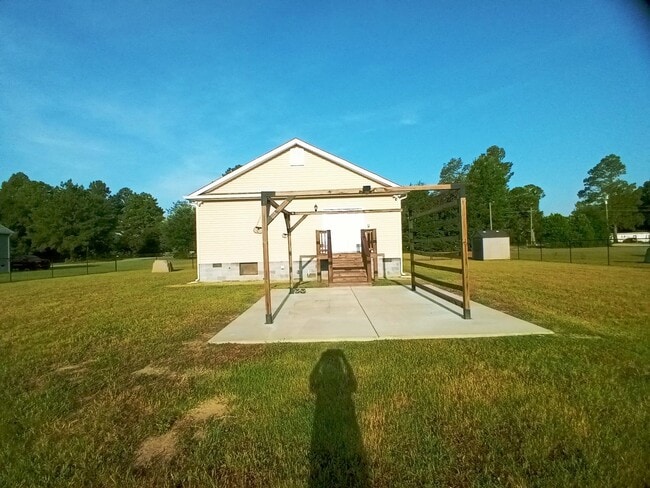 Photo - 3725 Pinewood Rd