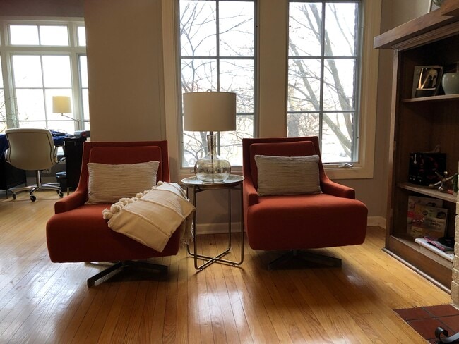 Living Room - 1844 N Humboldt Blvd Unit 2nd