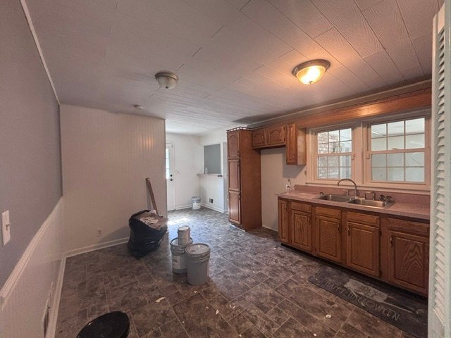 Photo - 814 Flicker Rd