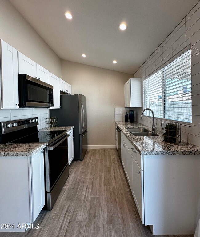 Photo - 3016 W Monona Dr