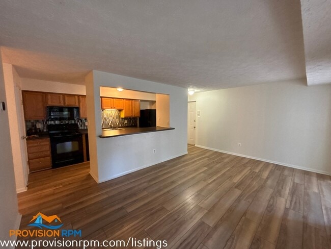 Photo - 776 Southern Hills Dr