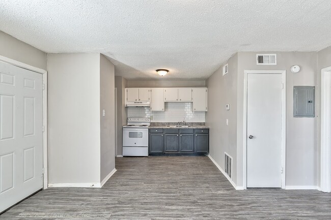 Photo - Bird's Nest Apartments