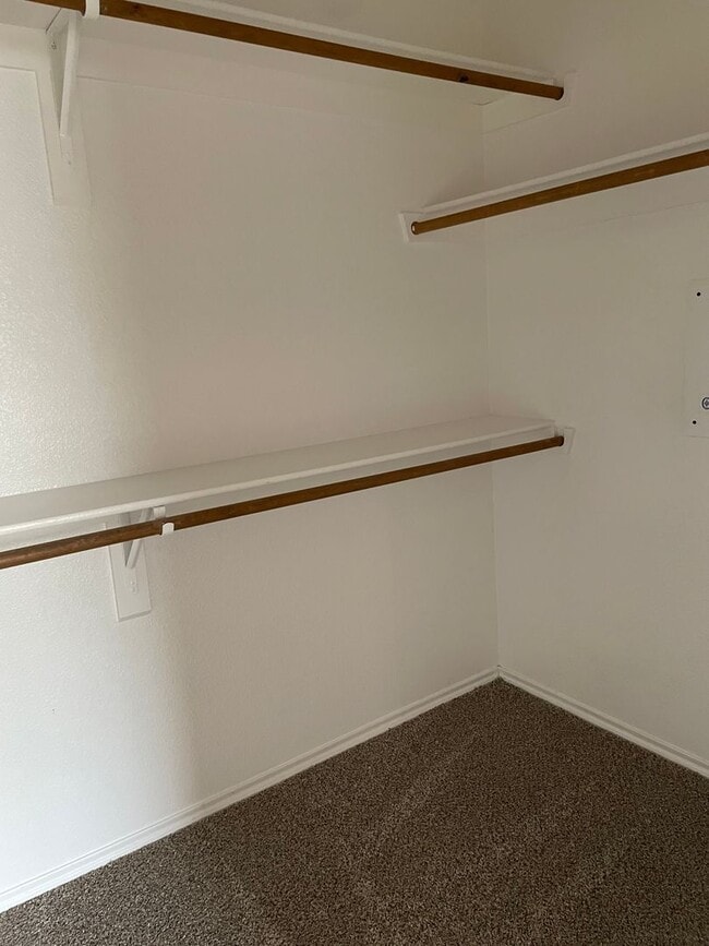 Photo - 2136 Ingrid Ln