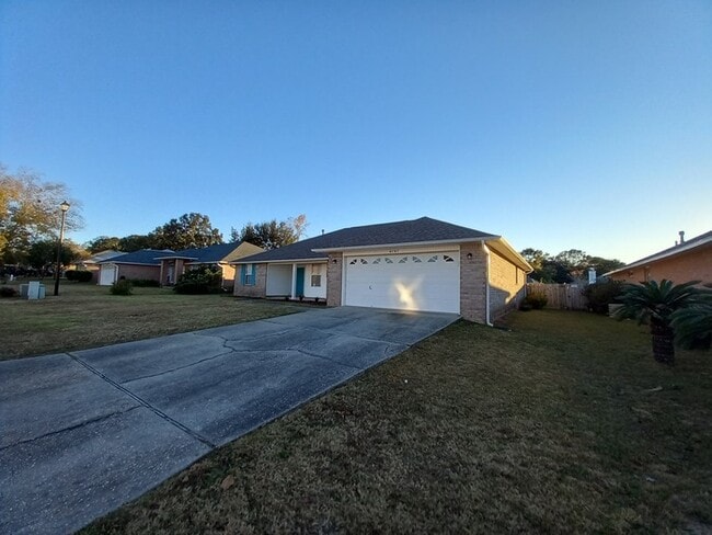 Photo - Large 3/2 Family Home that is Conveniently located off Blue Angel PKWY