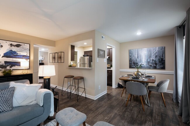 Building Photo - Finley West Rental