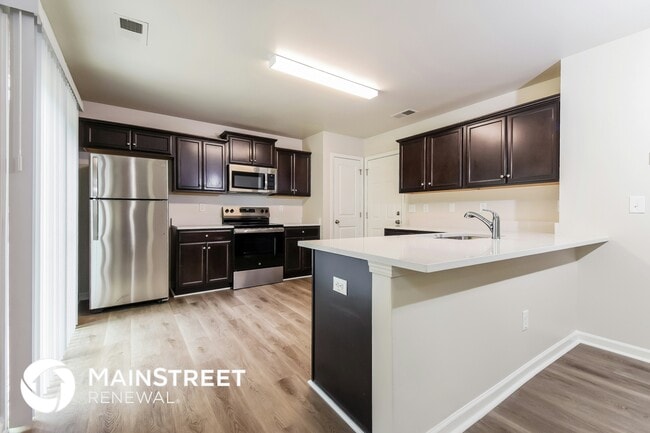 Photo - 4455 Oak Pointe Dr