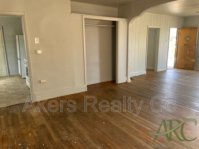 Photo - 1413 Cedar St