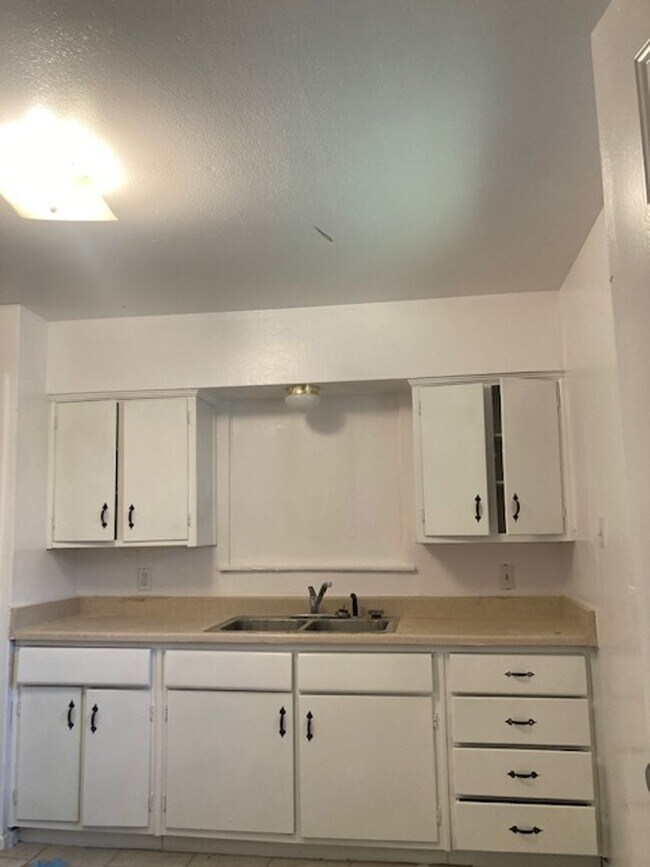 Photo - 5606 Thrush Dr