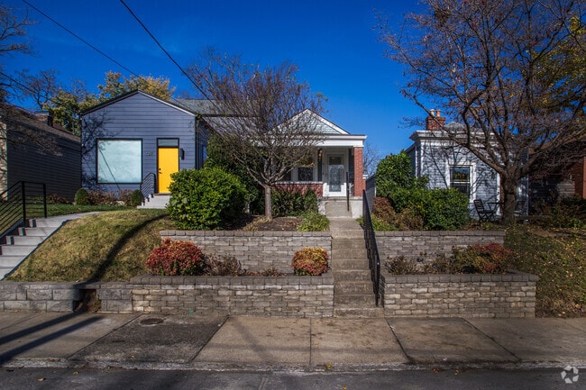 Building Photo - 1319 Hull St Rental
