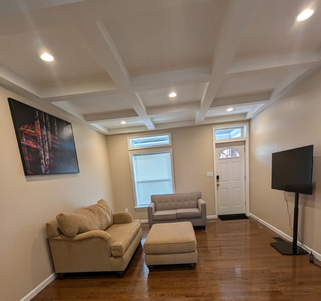 Photo - 3520 E Fayette St