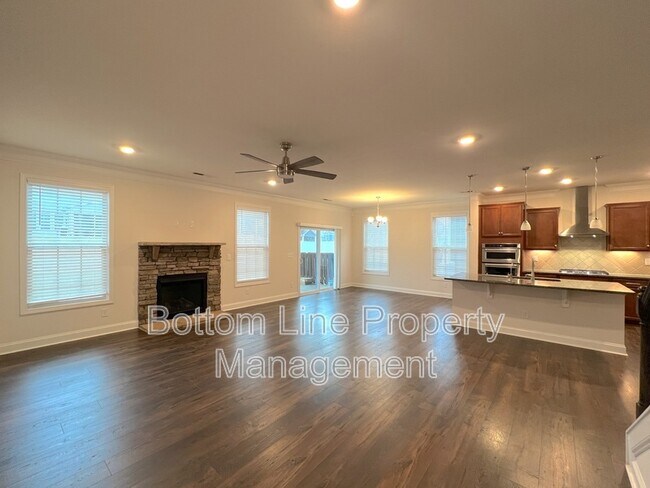 Photo - 145 Championship Dr