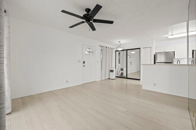 Photo - 92-1050-1050 Okaa St