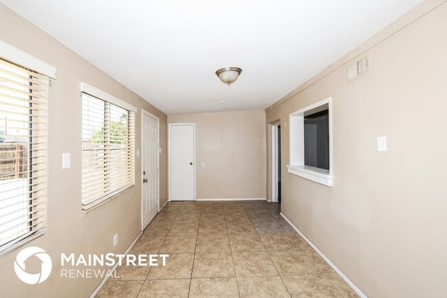 Photo - 3349 W Thomas Rd House