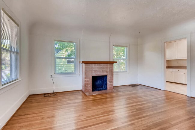 Photo - 5134 SE Hawthorne Blvd Unit 4