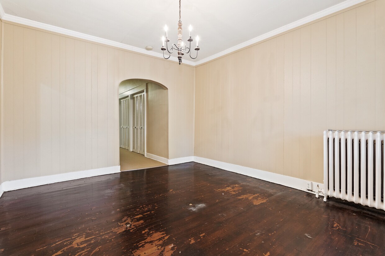 Dining Room - 5863 Northumberland St (Pittsburgh, PA)