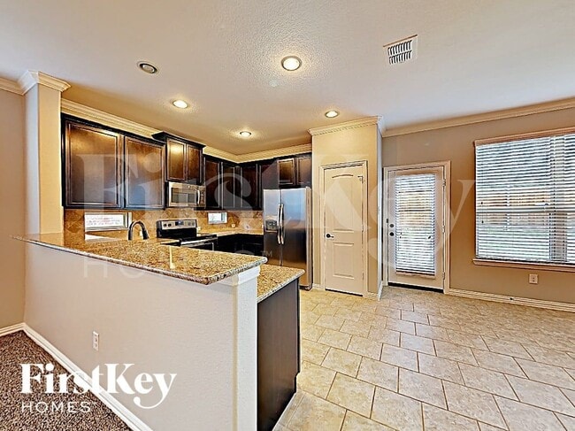 Photo - 16045 Crosslake Ct