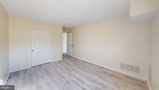 Photo - 300 Broadway Unit A6