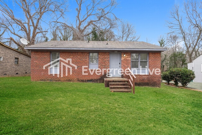 Building Photo - 808 Gordon St