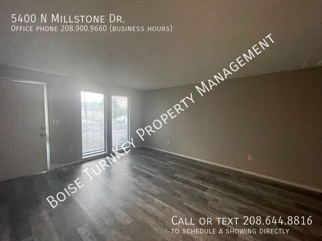 Photo - 5400 N Millstone Dr