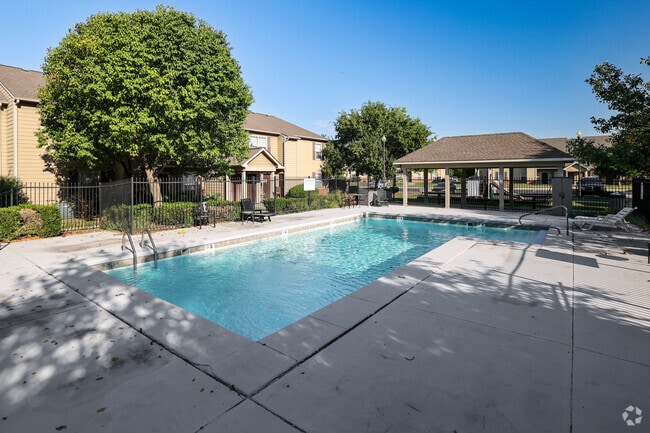 Building Photo - Bridgewater I & II Rental