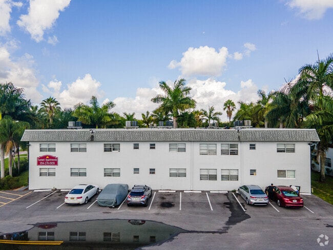 Photo - Sunset Apartments