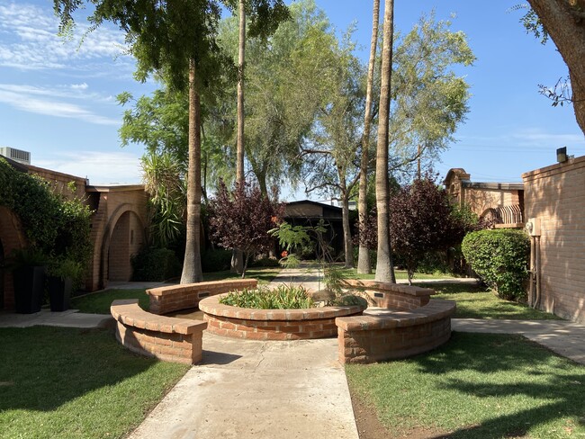 Photo - 3046 N 32nd St