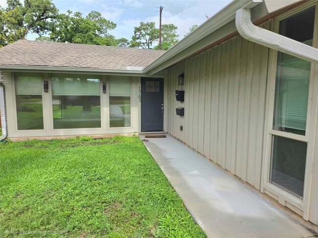 Photo - 1763 Maux Dr