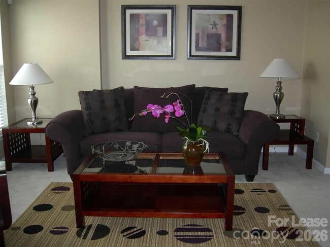 Photo - 809 Dillard Rd