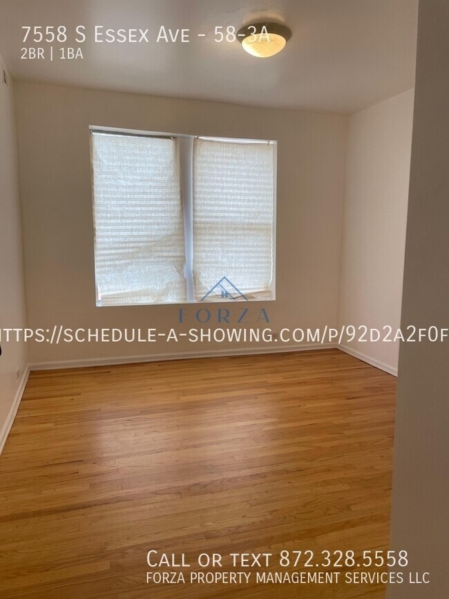 Photo - 7558 S Essex Ave Unidad 58-3A