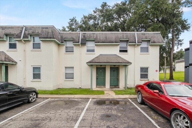 Building Photo - 2325 W Pensacola St Unit 121 Rental