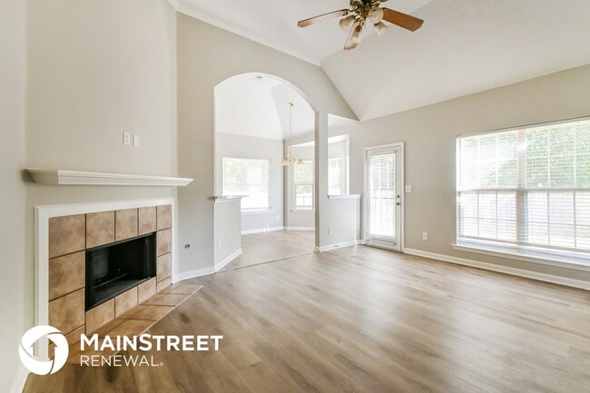 Photo - 7895 Pinefrost Ln