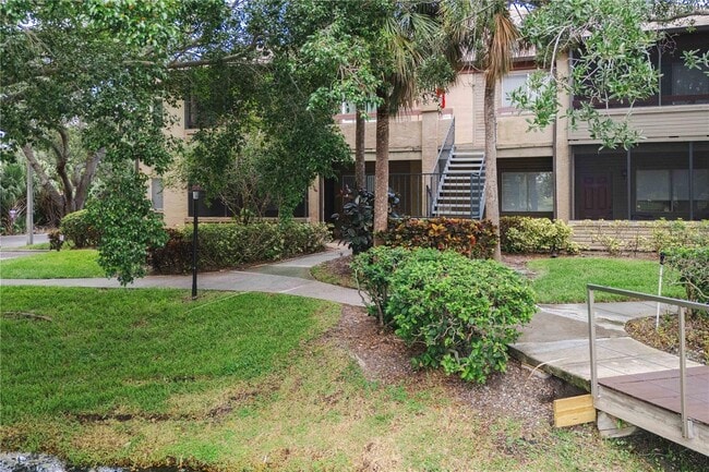 Photo - 10263 Gandy Blvd N Unidad 2045 Rental
