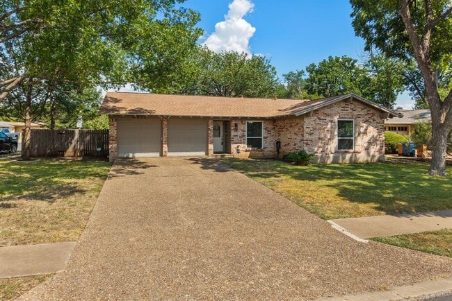 Photo - 8511 Daleview Dr