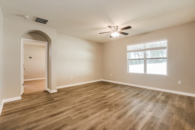 2372 Valhalla Dr