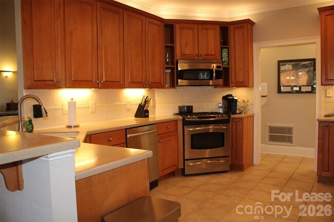 Photo - 17404 Summer Pl Dr