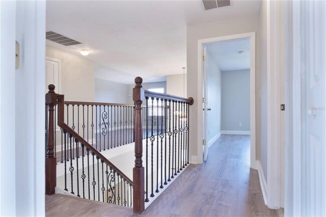 Photo - 10216 Oak Crest Rd