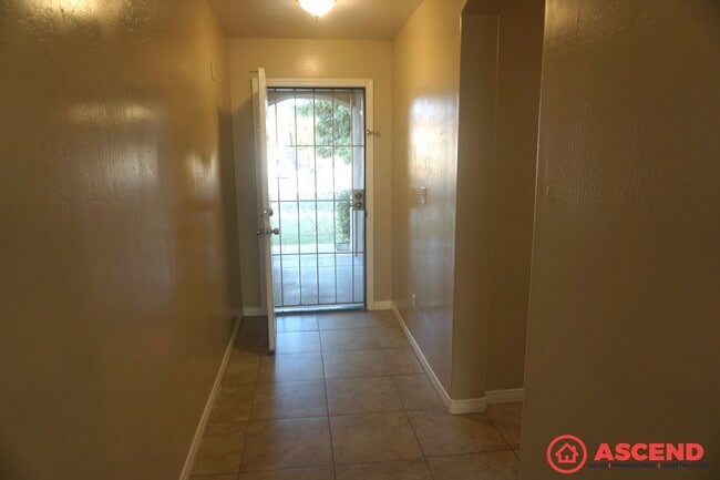 Photo - Beautiful Home Near Centennial Highschool!