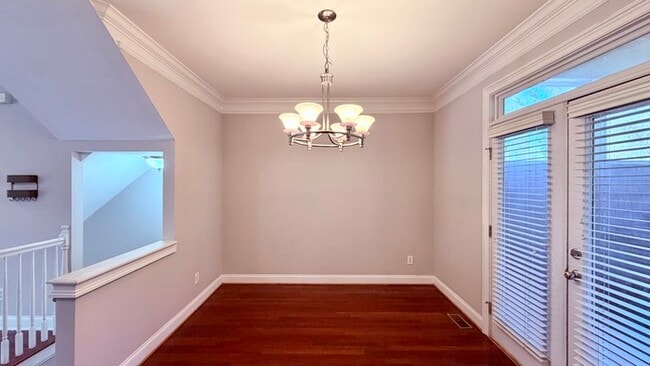 Photo - Perfect West Midtown Location! 4 Bedroom Townhouse, Granite, Hardwood Floors