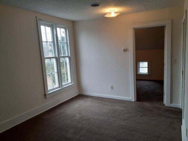 Photo - 51 Columbia St Unit UPPER- C