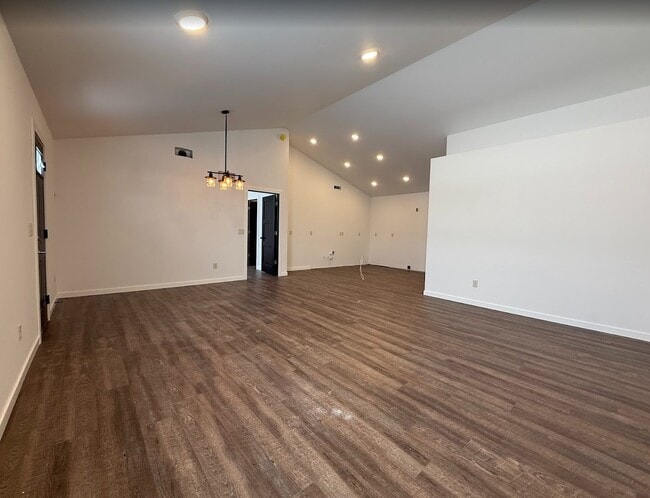 Photo - 5535 164th St