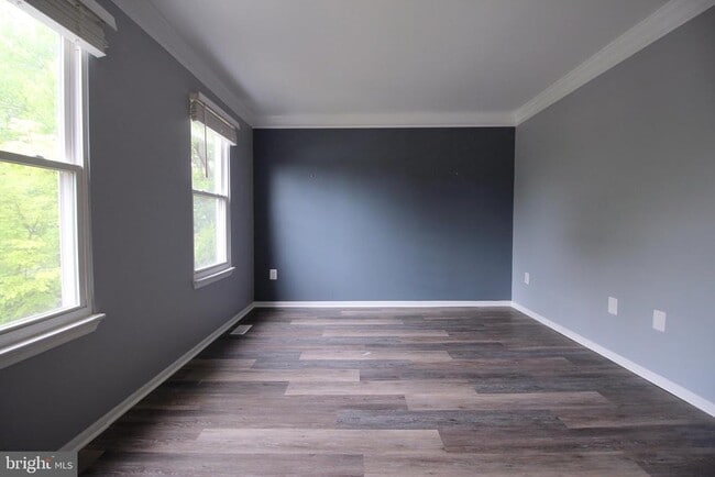 Photo - 953 Ferndale Ave