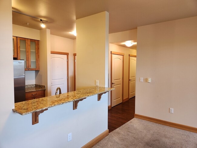 Photo - 263 W Bakerview Rd